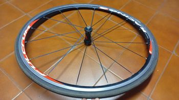 Używany Fulcrum Racing 3 Front Wheel bike — zdjęcie 3 z 5