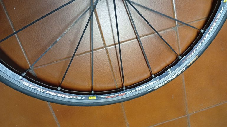 Used Mavic Ksyrium Elite Rear Wheel bike — image 2 of 5