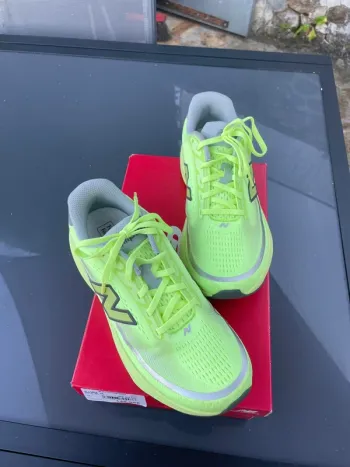 Tweedehands New Balance Ellipse V1 bike