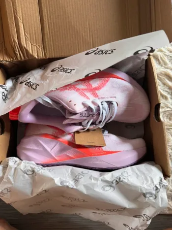 Asics Novablast 5 bike de segunda mano — imagen 8 de 8