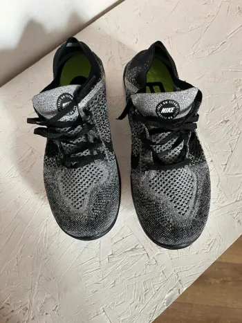 Brugt Nike Free RN bike — billede 4 af 8