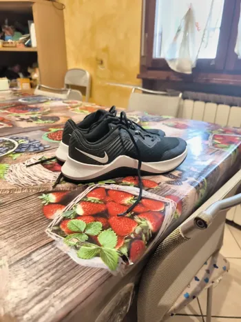 Nike Mctrainer bike usato — immagine 3 di 6