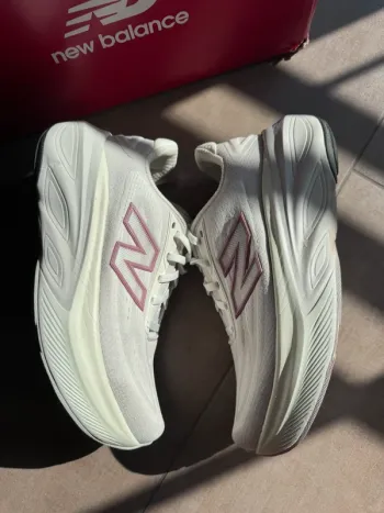 Gebrauchtes New Balance More v6 bike — Bild 3 von 7