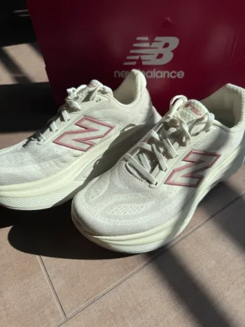 Gebrauchtes New Balance More v6 bike