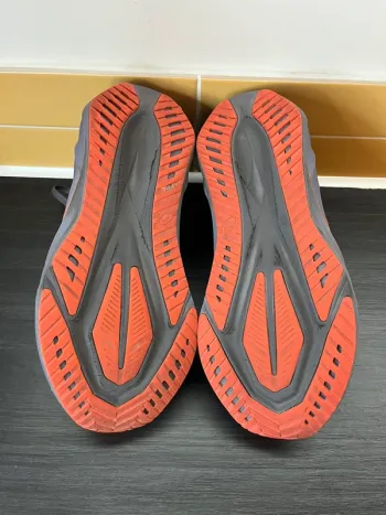 Asics Novablast 5 bike de segunda mano — imagen 5 de 14