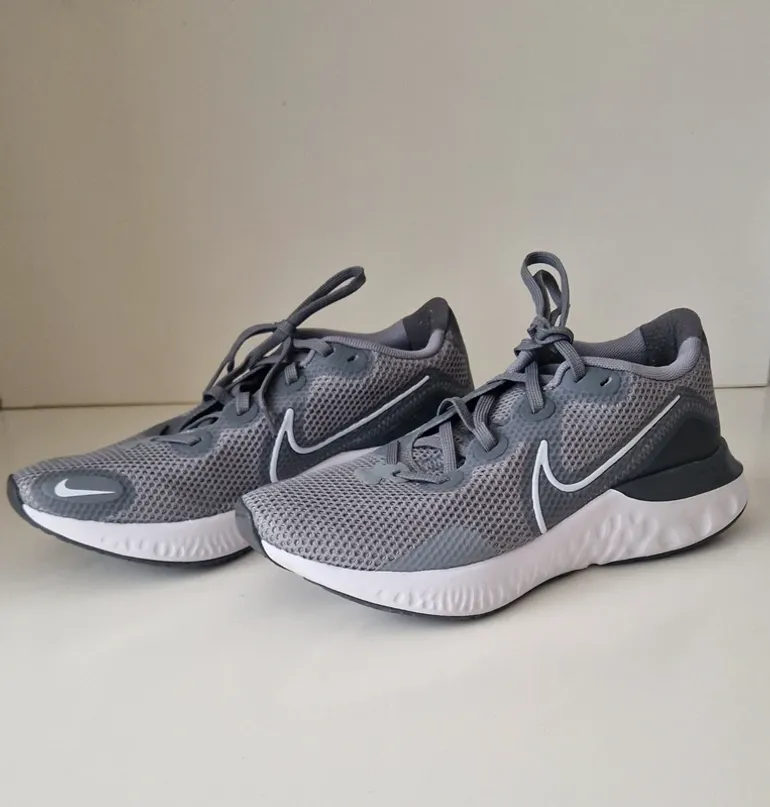 Gebrauchtes Nike Renew Run bike — Bild 2 von 5