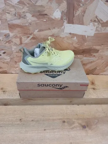 Gebrauchtes Saucony Peregrine 15 bike
