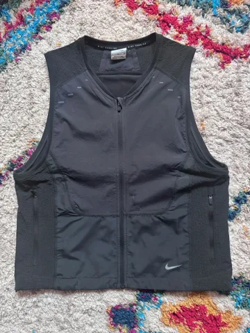 Used Nike Run Pinnacle Adv Vest Running Accessories