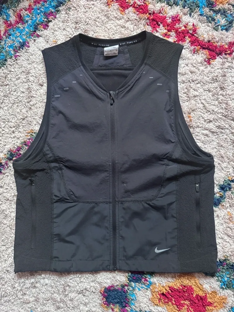 Used Nike Run Pinnacle Adv Vest Running Accessories