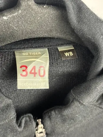 Used Icebreaker GT 340 Merino Wool Vest bike — image 8 of 9