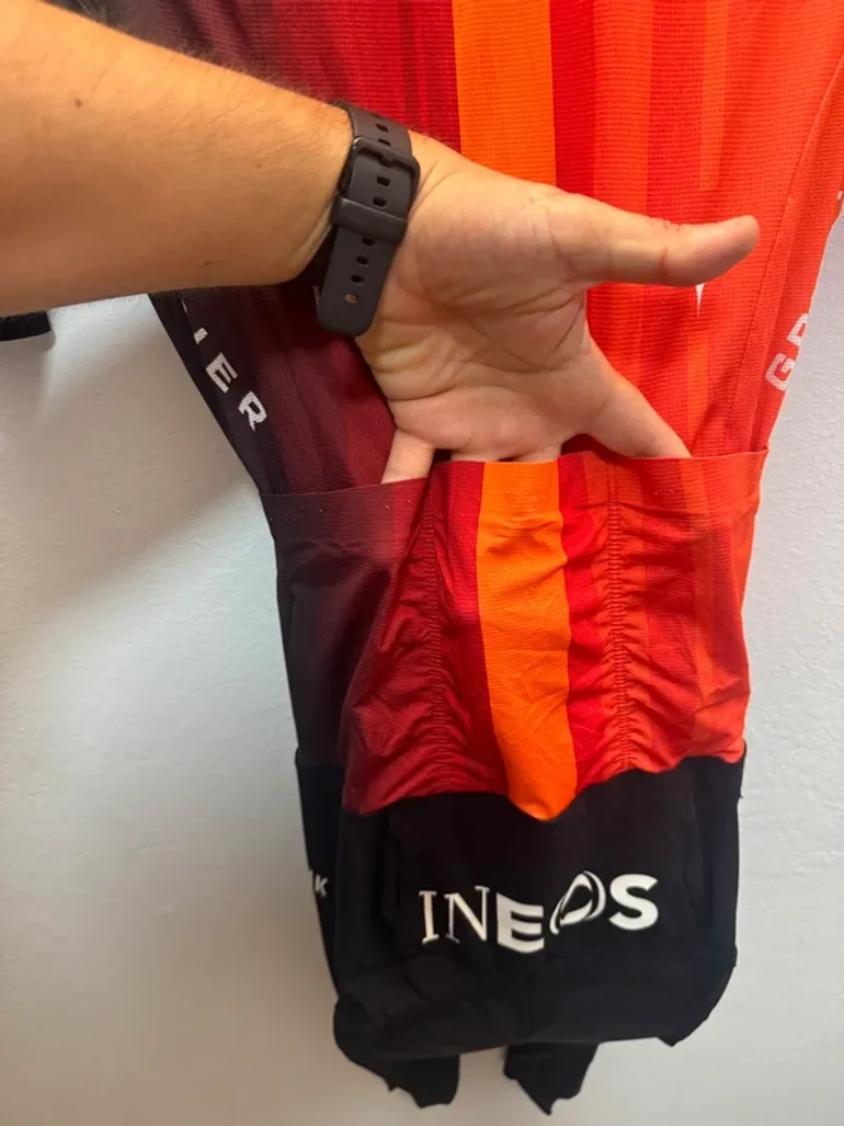 Gobik exclusive Roadsuit Team Ineos Roadsuit size M bike d'occasion — image 6 sur 9