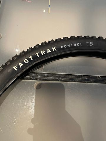 Specialized renegade fast trak 2024 bike usato — immagine 2 di 7