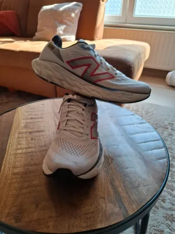 Gebrauchtes New Balance Fresh Foam 880 bike — Bild 2 von 2
