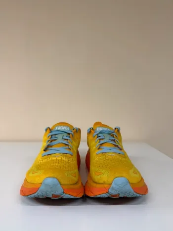 Hoka Clifton 8 bike de segunda mano