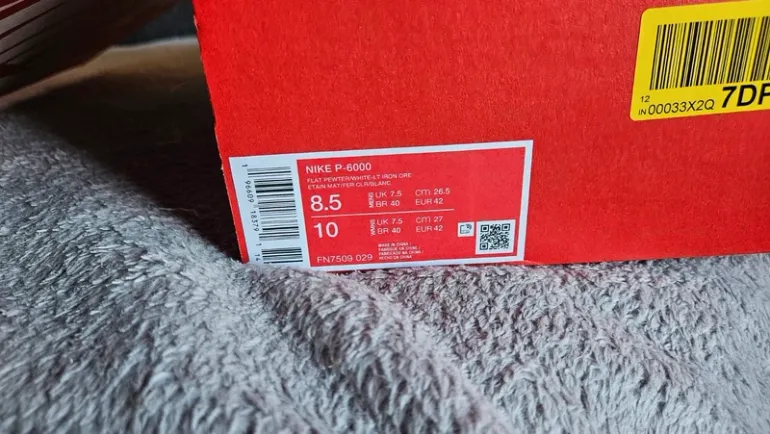 Nike Sportschuh bike usato — immagine 5 di 5