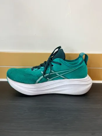 Tweedehands Asics Gel-Nimbus 27 bike — afbeelding 8 van 13
