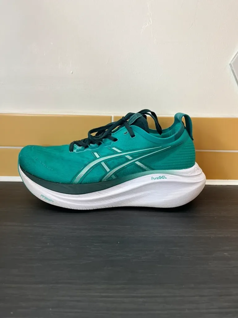 Tweedehands Asics Gel-Nimbus 27 bike — afbeelding 9 van 13