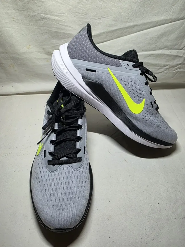 Nike Winflo 10 bike d'occasion — image 5 sur 14