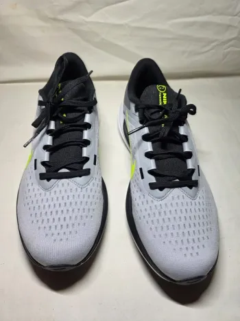 Nike Winflo 10 bike d'occasion — image 3 sur 14