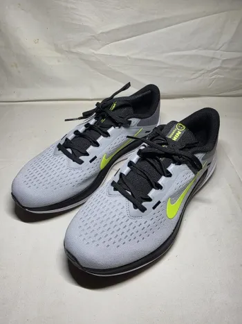 Nike Winflo 10 bike d'occasion — image 2 sur 14
