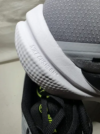Nike Winflo 10 bike d'occasion — image 12 sur 14