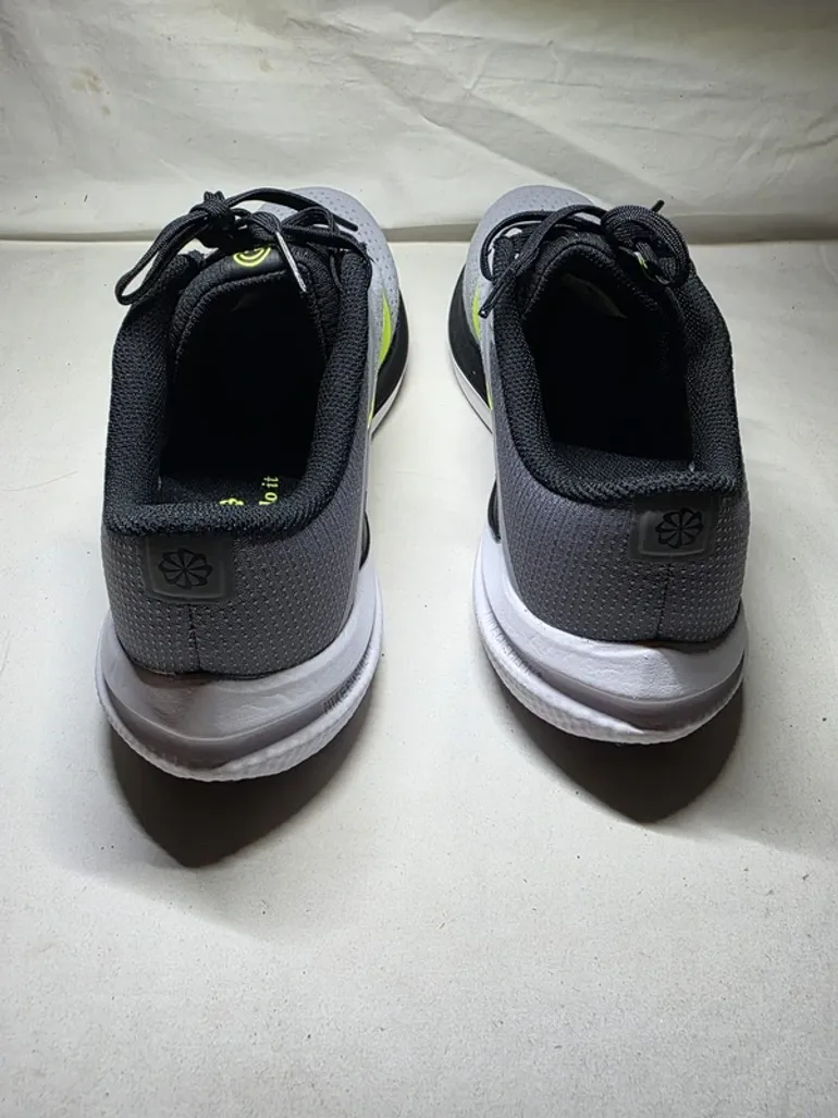 Nike Winflo 10 bike d'occasion — image 13 sur 14