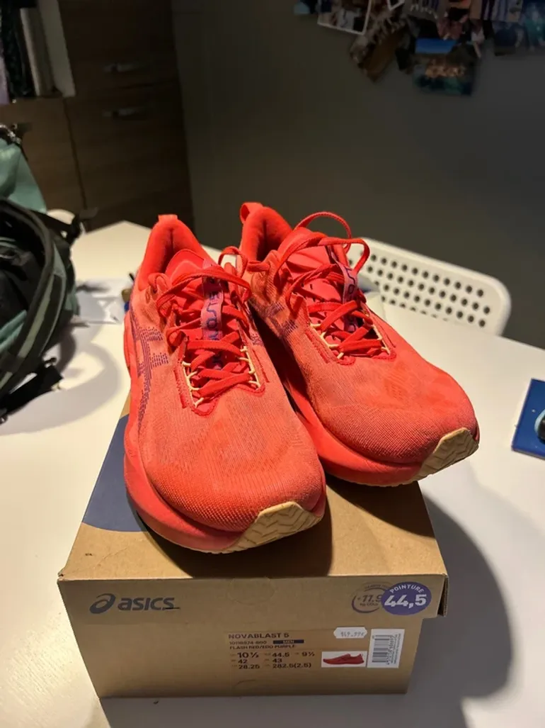 Gebrauchtes Asics Novablast 5 bike — Bild 2 von 6