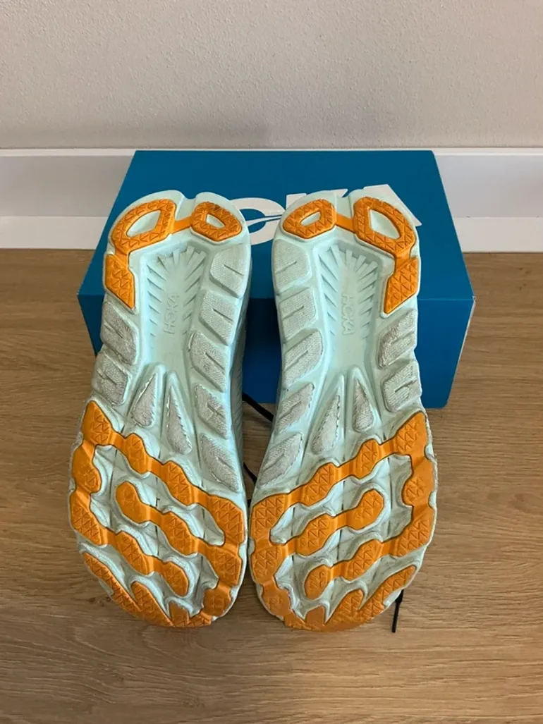 Hoka Rincon 3 bike d'occasion — image 9 sur 11