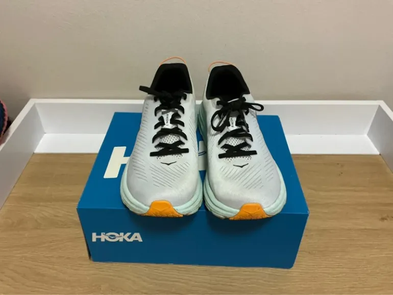 Hoka Rincon 3 bike d'occasion — image 3 sur 11