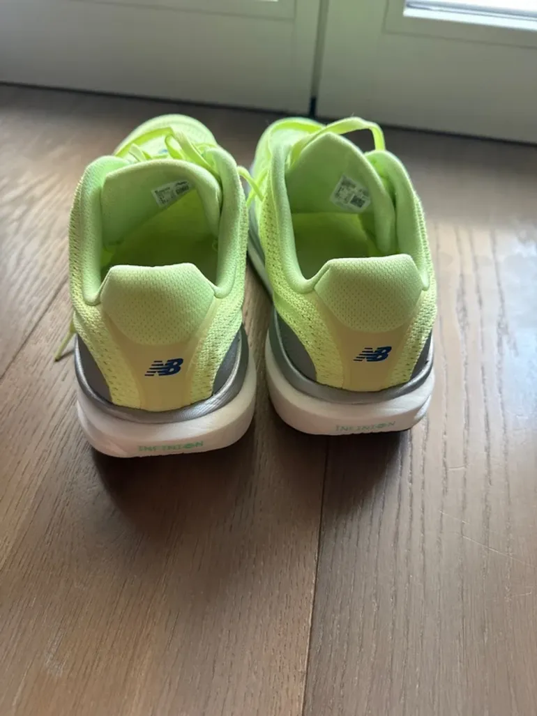 Gebrauchtes New Balance 1080 v15 bike — Bild 2 von 6