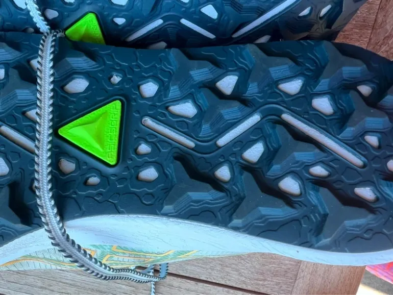 Asics FujiSpeed bike usato — immagine 4 di 11