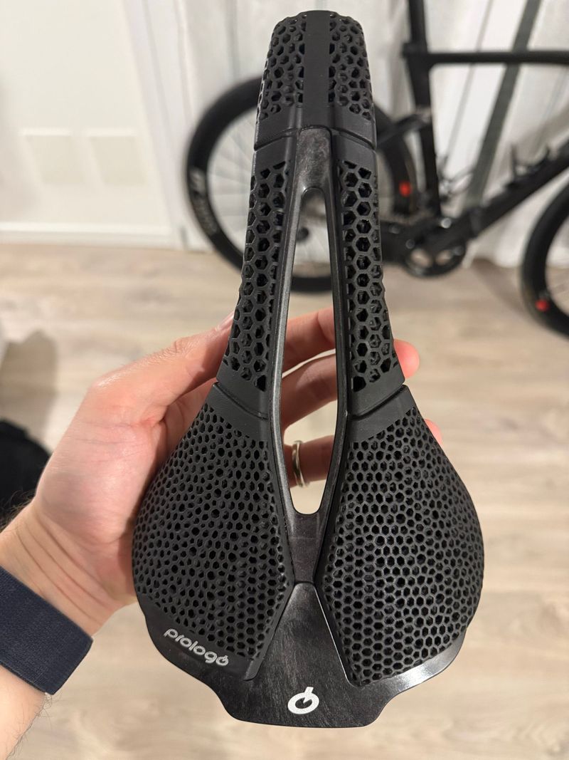 Used Prologo Scratch 3D M5 Saddles & Seatposts