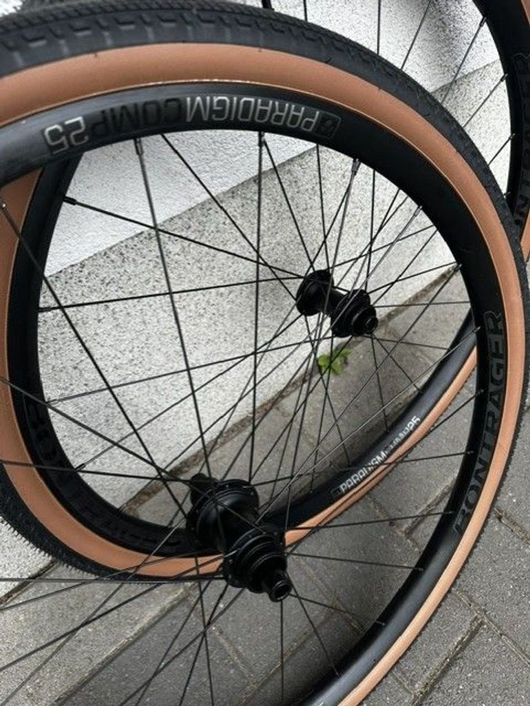 Used Bontrager Paradigm Comp 25 700c 2026 bike — image 7 of 8