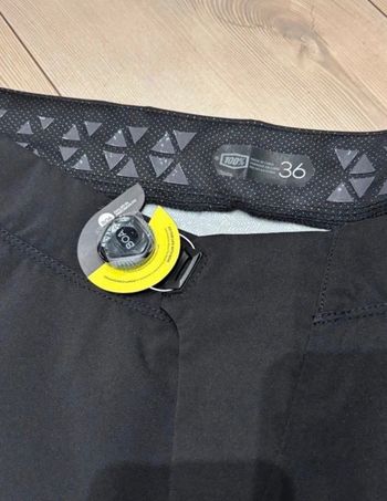 Gebrauchtes 100% Pantalone Shorts 100% Baggy MTB Hydromatic bike — Bild 2 von 6