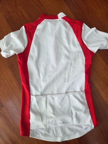 Używany BTWIN Jersey Size S 2021 bike — zdjęcie 2 z 3