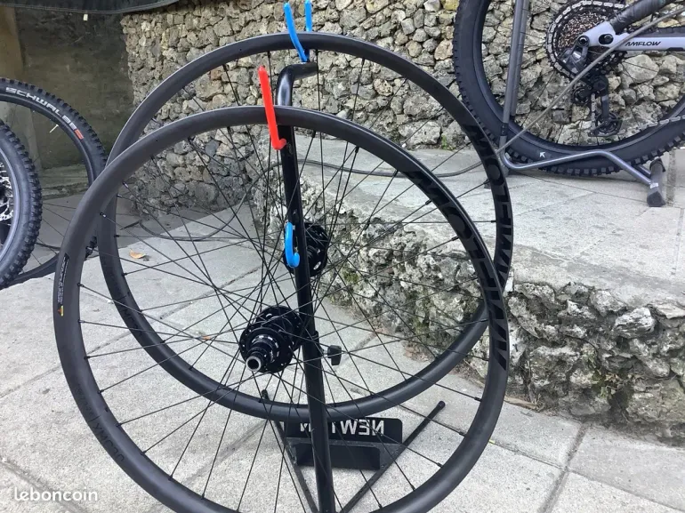 Gebrauchtes amflow Carbone 2026 bike — Bild 2 von 5