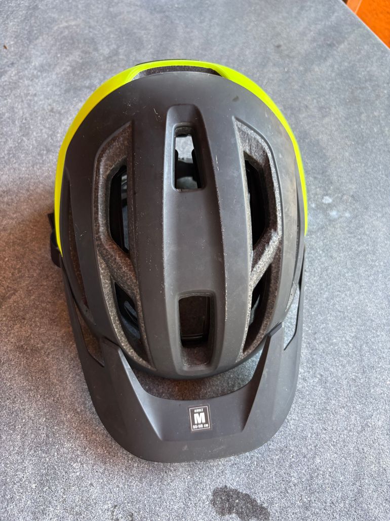 Tweedehands Oakley Casco MTB DRT3 Trail Mips bike — afbeelding 1 van 9