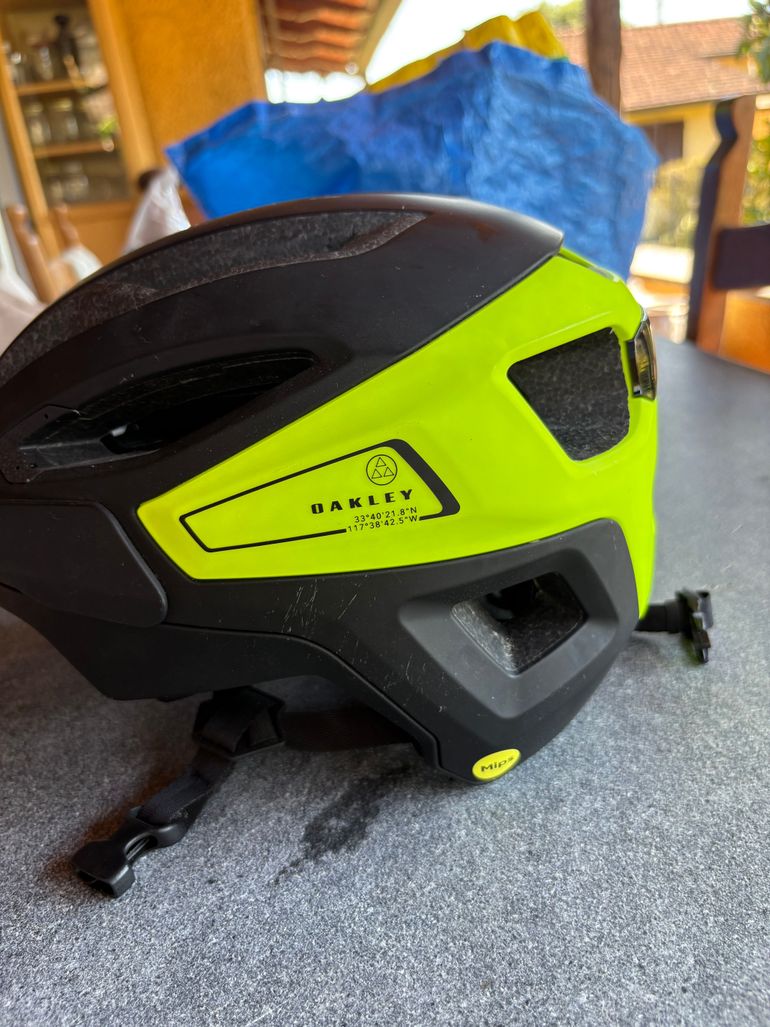 Tweedehands Oakley Casco MTB DRT3 Trail Mips bike — afbeelding 6 van 9