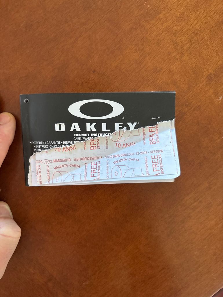 Tweedehands Oakley Casco MTB DRT3 Trail Mips bike — afbeelding 9 van 9