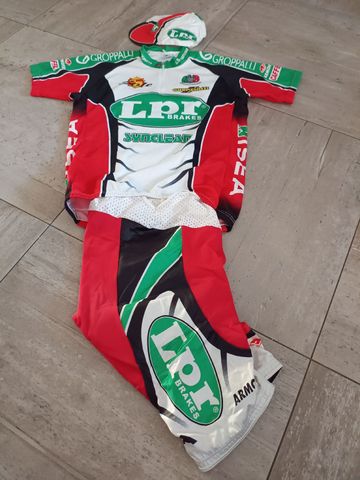 Gebrauchtes Marcello Bergamo completo ciclismo squadra LPR composto da maglia, salopette e cappellino Cycling Clothing