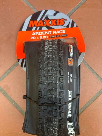 Maxxis Ardent Race 29x2.2 2026 bike d'occasion