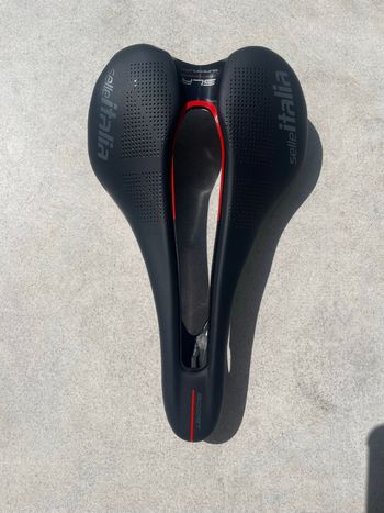 Selle Italia SLR Boost Superflow Carbone 2025 bike de segunda mano