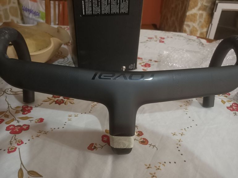 Roval BDC Carbon Handlebar 2023 bike de segunda mano — imagen 2 de 4