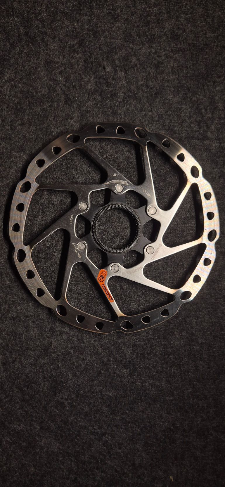 Shimano SM-RT64 1 Center Lock Disc Brake Rotor 2026 bike d'occasion — image 4 sur 6