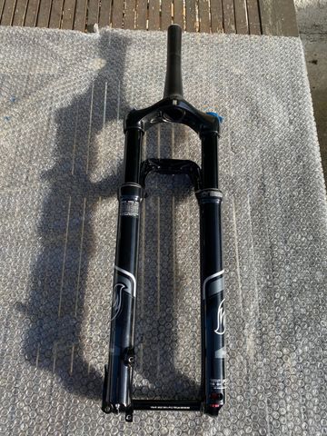 Brugt Fox 32 FLOAT Rythm 100 mm 29 pouces BOOST 2026 bike — billede 3 af 9