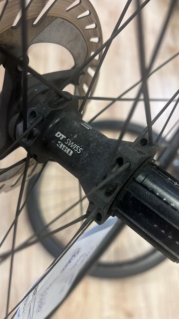 Tweedehands Roval Alpinist CL Wheelset bike — afbeelding 2 van 7