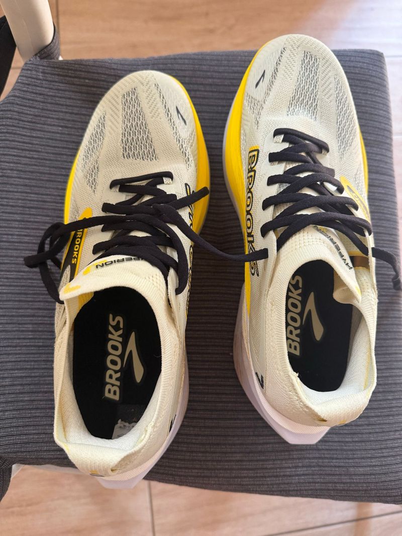 Used Brooks hyperion max3 2026 Running Shoes