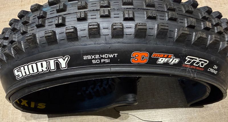 Maxxis Shorty 2026 bike de segunda mano — imagen 1 de 2