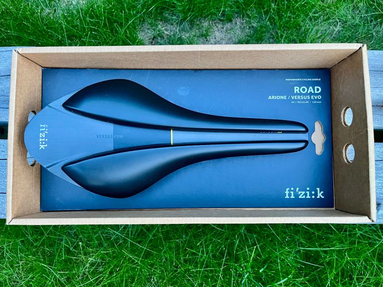 Gebrauchtes Fizik Arione 00 Versus Evo bike — Bild 1 von 6