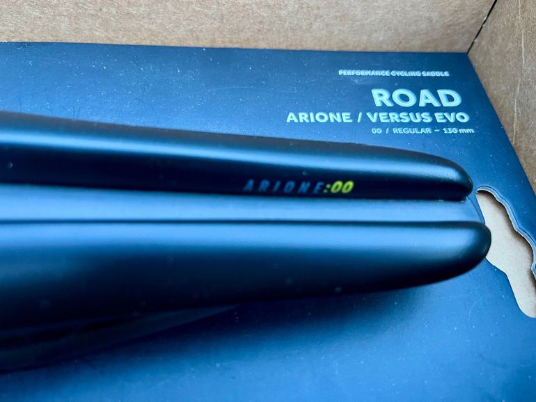 Gebrauchtes Fizik Arione 00 Versus Evo bike — Bild 2 von 6